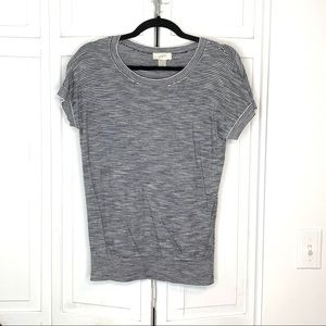 ✨ 5 for $25 ✨ LOFT Factory Navy Blue White Stripe Top Sz XS